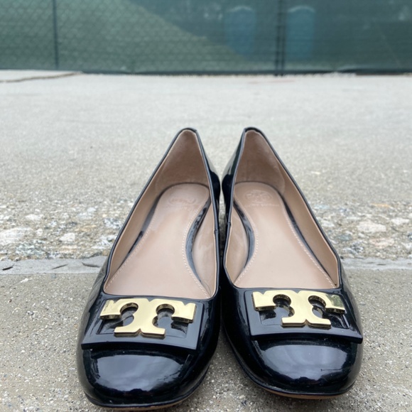 TORY BURCH GIGI FLATS BLACK PATENT LEATHER SHOES LOAFERS SZ 7 - Picture 13 of 16